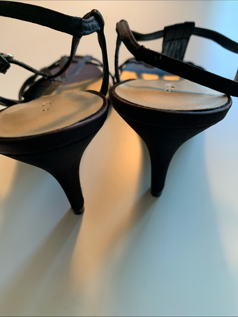 FIONI Clothing Black Strappy T-Bar Heeled Sandals - Picture 4 of 6